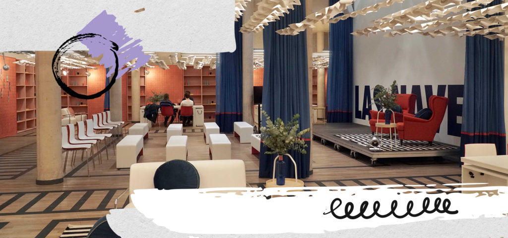 Fotografía de la sala de conferencias de Las Naves